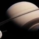 Japet - najdalszy lodowy księżyc Saturna