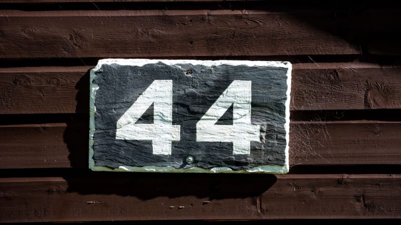 Numerologiczna 44