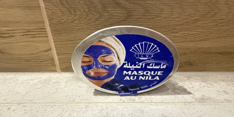 Nihla Powder Mask - Maska zrobiona z proszku Nihla, wyprodukowana w Maroku