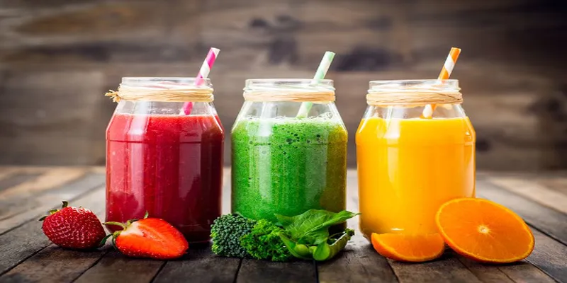 smoothie - idealny napój na szybki zastrzyk witamin. prosty w przygotowaniu