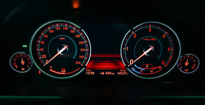 Deska rozdzielcza BMW X5 G05, fot. Ruslan-Lytvyn / Vista