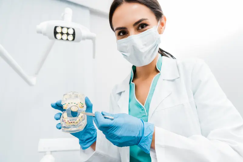 Jak wybrać dobrego dentystę i czego szukać w pierwszej kolejności