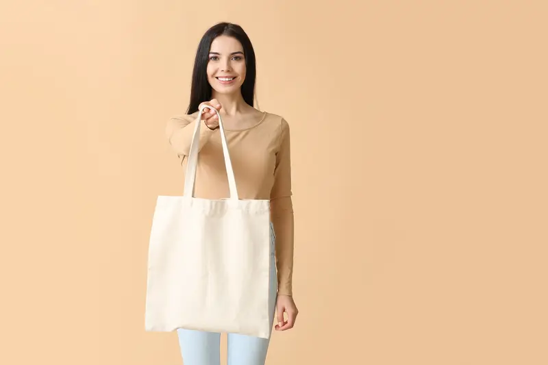 Torby bawełniane jako materiał reklamowy - czy to się jeszcze opłaca?